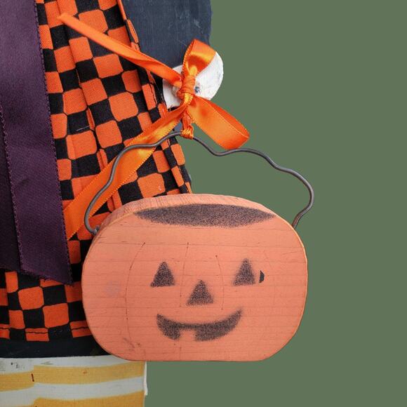 Vintage 1992 Halloween Witch Standing Wood Cut Out Decor - Picture 6 of 8